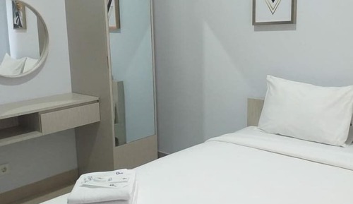 Standard Double Room, 1 Queen Bed