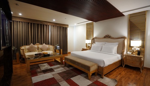 Premium Suite