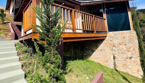 Deluxe Cabin, Valley View
