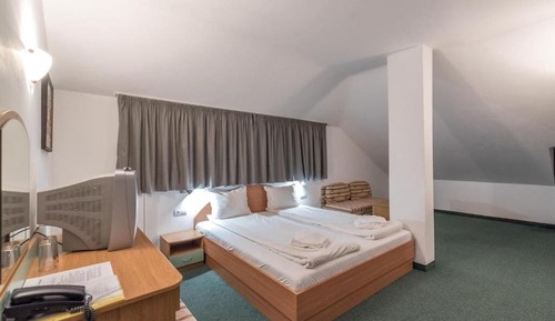 Standard Loft