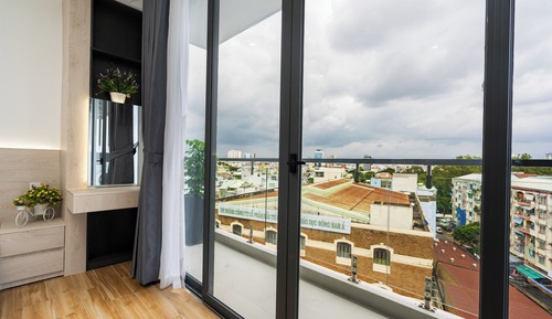 Apartment with Balcony