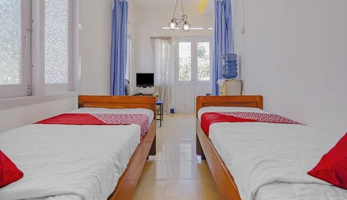 Economy Twin Room
