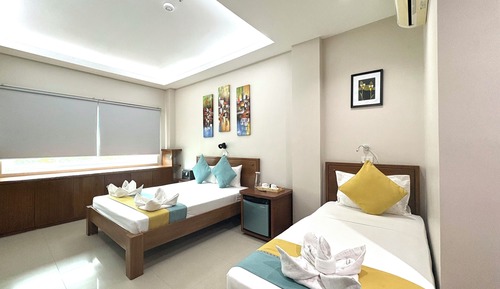 Family Room, 1 Bedroom