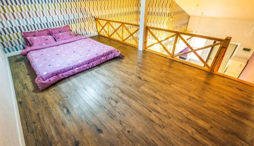 Room (Sunshine-1)