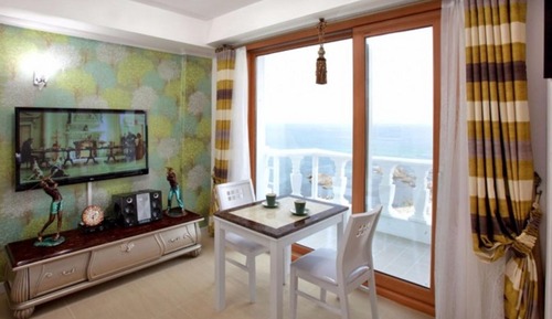 Room (6F - Saffron (Ocean View))