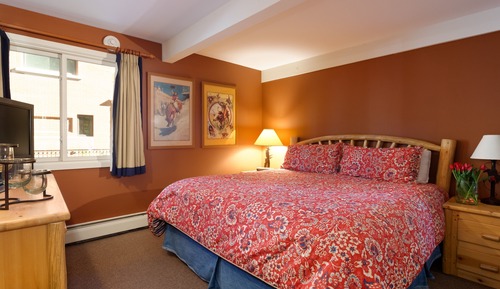 Condo, 2 Bedrooms