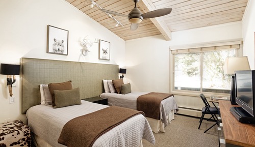 Condo, 2 Bedrooms