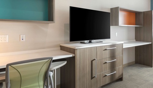 Suite, 1 King Bed, Accessible (Mobility & Hearing, Roll-in Shower)