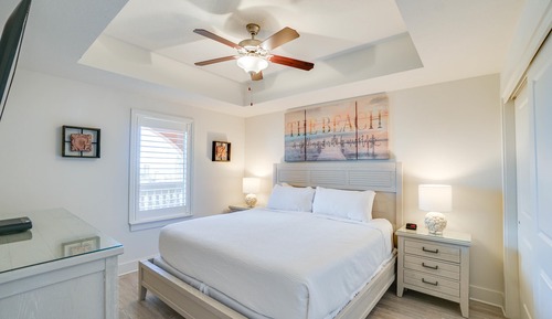 Condo, 3 Bedrooms, Sea View (2002)