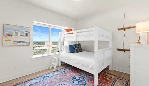 Condo, 3 Bedrooms, Sea View (1912)