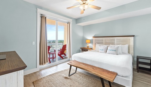 Condo, 3 Bedrooms, Sea View (901)