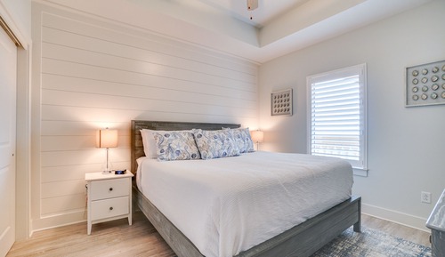 Condo, 3 Bedrooms, Sea View (2306)