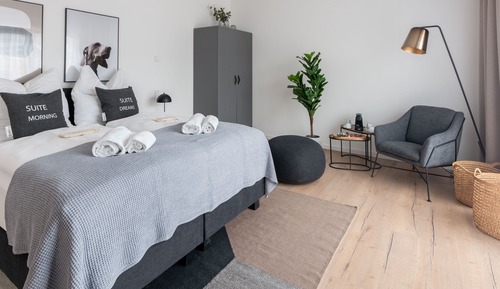Suite XL