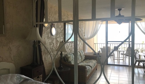 Condo, 1 Bedroom, Smoking, Balcony
