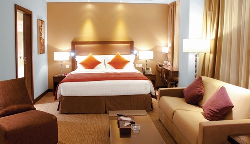 Junior Suite, 1 King Bed, City View