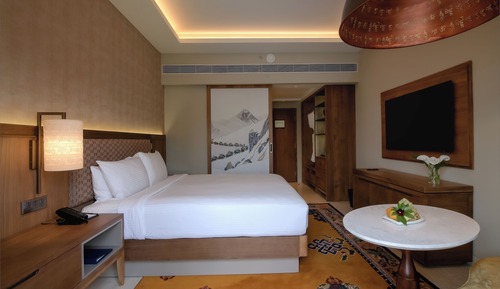 Club Shangrila King