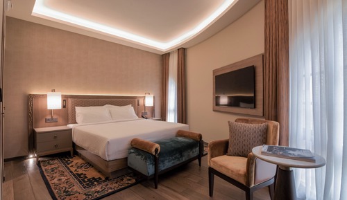 Business Suite