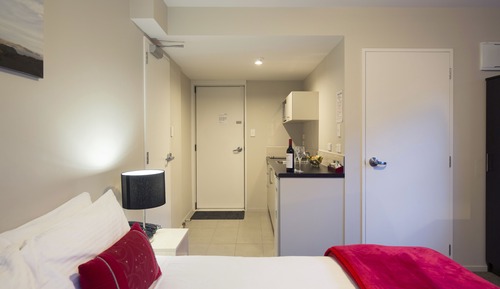 Studio, 1 Queen Bed