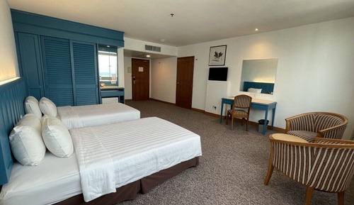 Deluxe Premier Twin Room