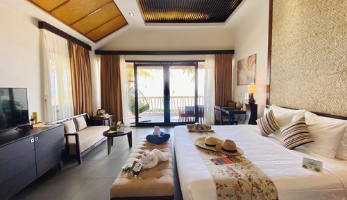 Bungalow Beach Front