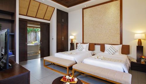 Bungalow Garden View
