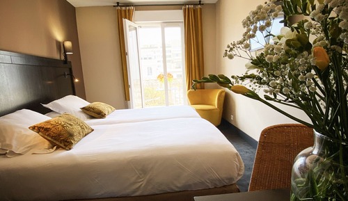 Classic Double or Twin Room, Balcony