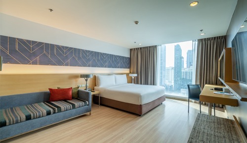 Deluxe King Room