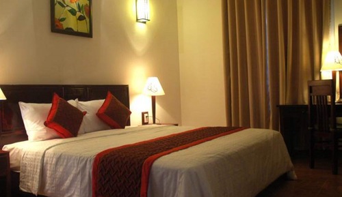 Deluxe Room, 1 Double Bed, Poolside