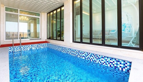 Grand Pool Villa