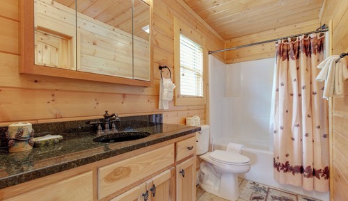 Studio (4 Bedrooms)