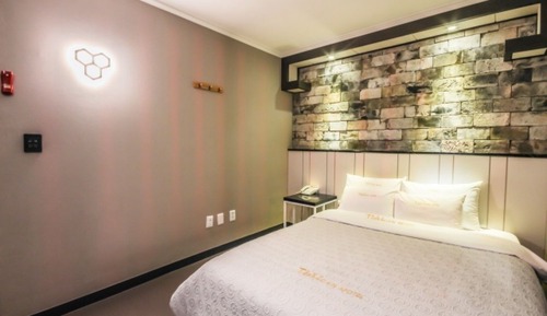 Room (Standard room - non-smoking air purif)