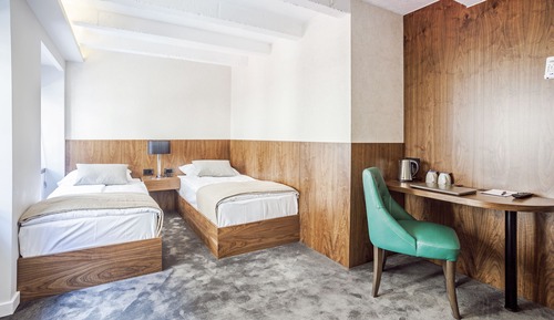 Standard Suite