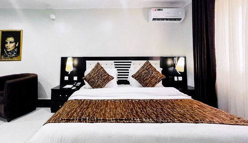 Executive Room