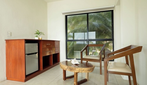 Deluxe Room, 1 King Bed