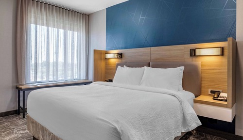 Suite, 1 King Bed, Non Smoking