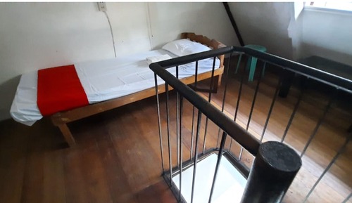 Economy Triple Room