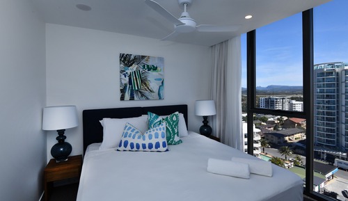 2 Bedroom Oceanfront (High Floor)