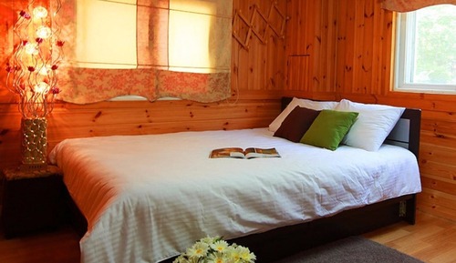 Room (Atti)