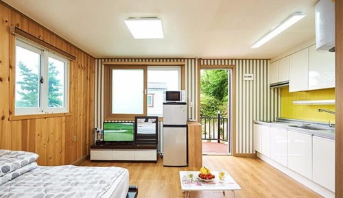 Room (Room 103 (Unshared House Studio))