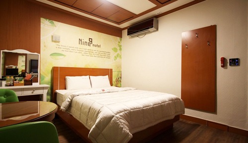 Room (Standard room B)