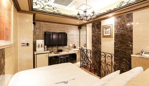 Room (Duplex Type Party Room (Double Bed Ex)