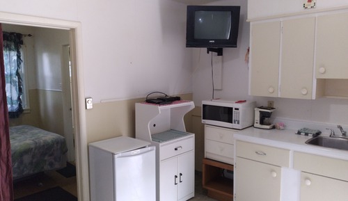 1 Bedroom Suite, 1 Double Bed w/Kitchenette (Pet Friendly)