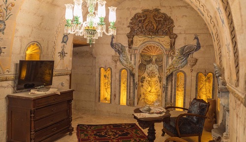 Panoramic Room
