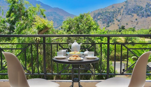 Exclusive Double or Twin Room, 1 Bedroom, Non Smoking, Mountain View