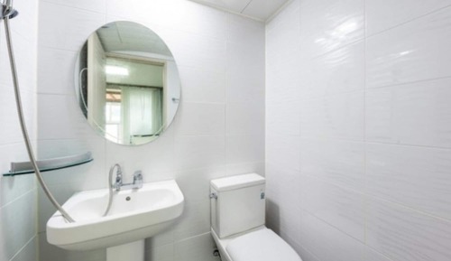 Room (Bada C401)
