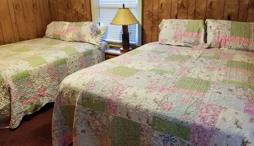 Grand Cabin