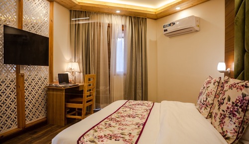 Luxury Room