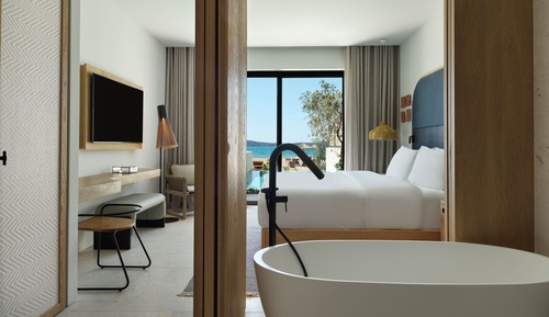 Suite, 1 Bedroom, Non Smoking, Sea View (Beachfront)
