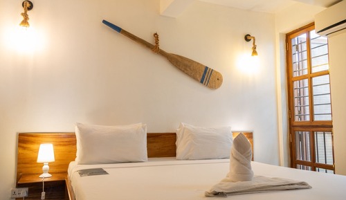 Economy Room