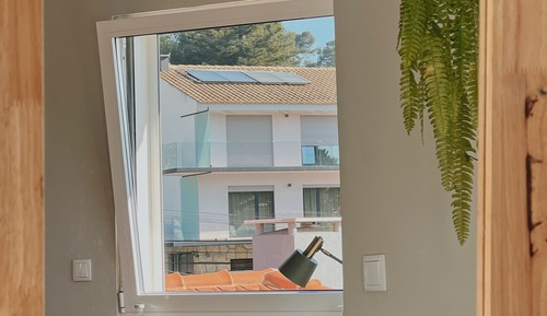 Deluxe Double Room, 1 Queen Bed, Shared Bathroom